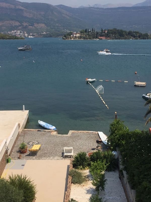 Villa with private beach and pier — Montenegro