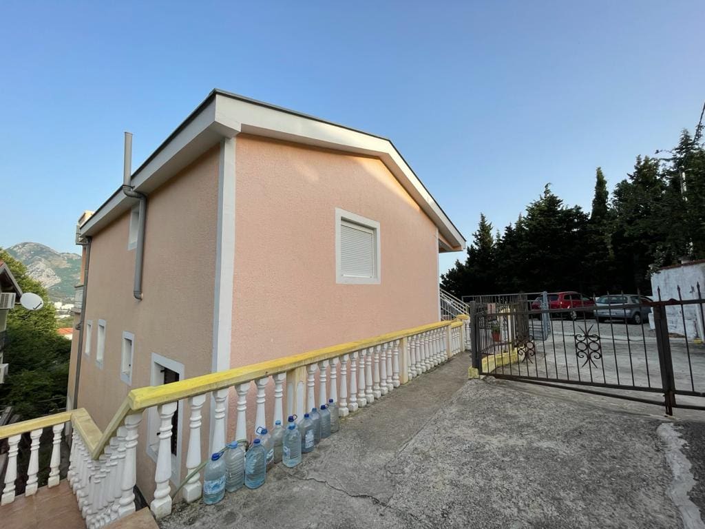 House for sale in Sutomore 180sqm — Montenegro