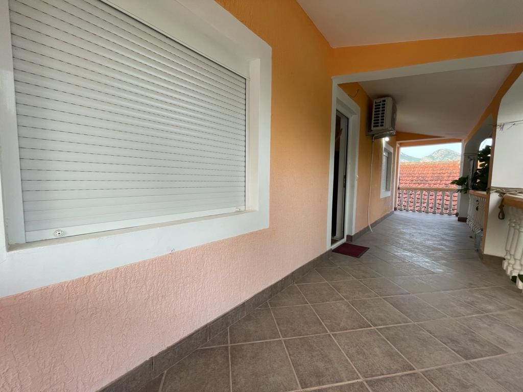 House for sale in Sutomore 180sqm — Montenegro
