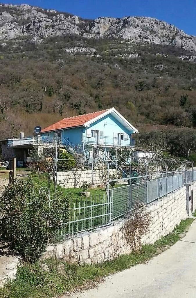 MREproperty (1) House with garden for sale in Bar