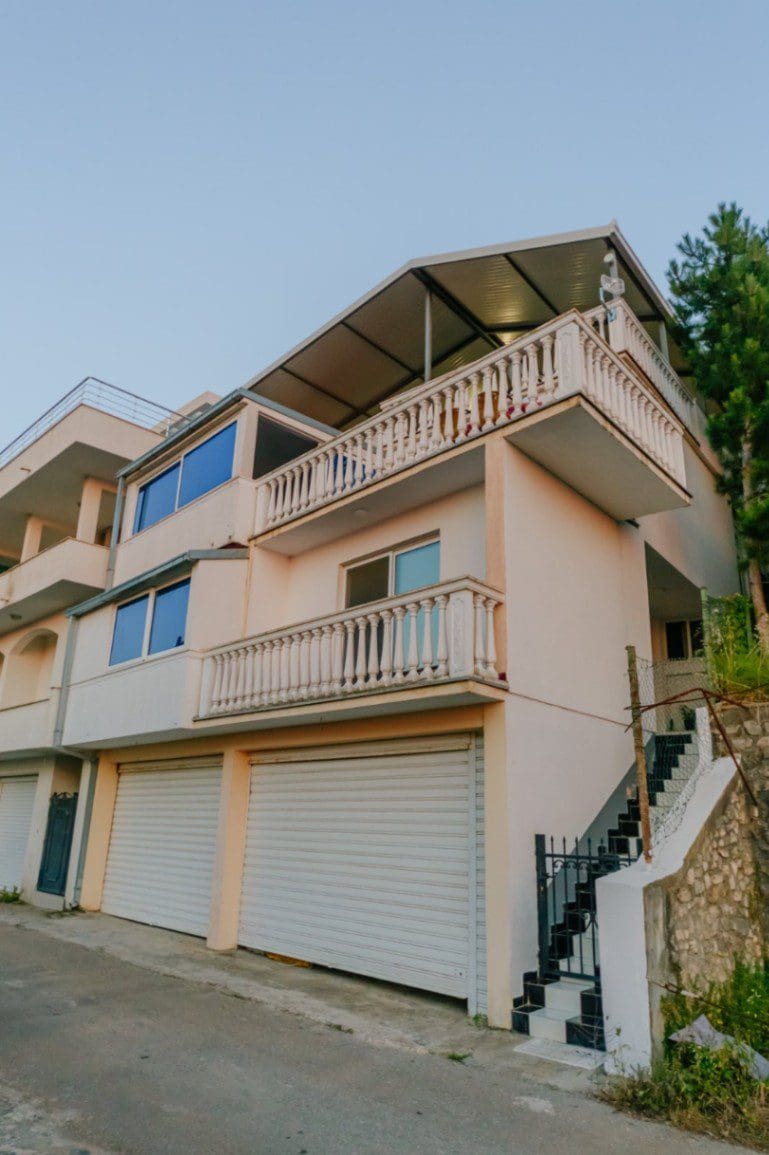 Beautiful house for sale in Utjeha — Montenegro