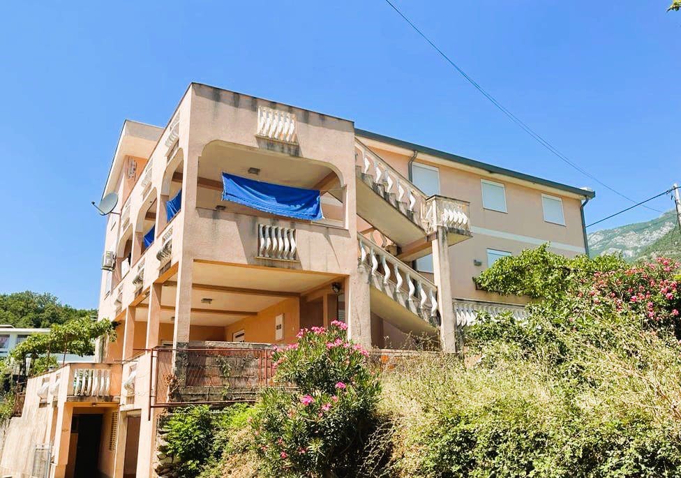 Mini Hotel for Sale in Sutomore