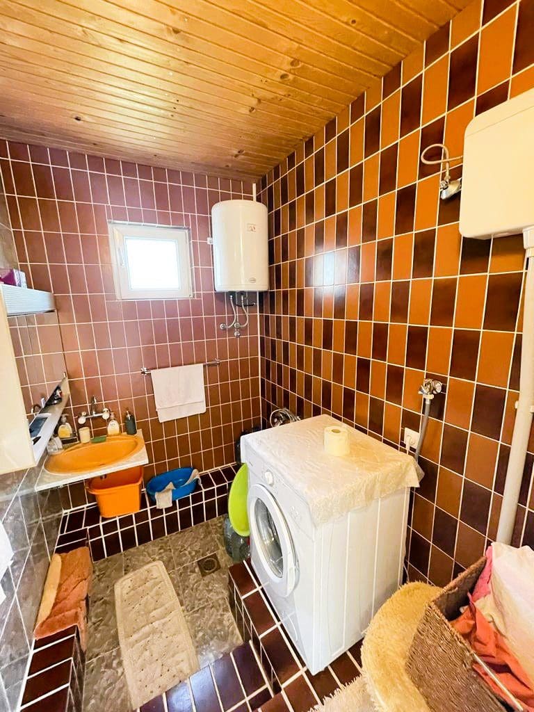 🏡 Sea View House for Sale in Bar, Montenegro – 5 Bedrooms, 194m² — Montenegro