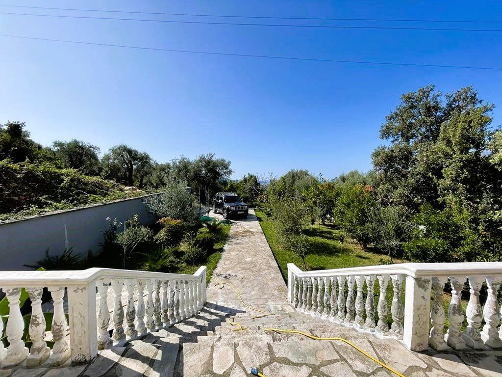 Real Estate Bar: 4-Bedroom Sea View House for Sale – €285K Deal — Montenegro